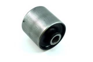 Сайлентблок важеля KIA SORENTO I 02- зад. міст низ (Вир-во FEBEST)