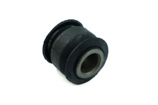 Сайлентблок важеля NISSAN TERANO I-II 90-07 зад. міст праворуч (Вир-во FEBEST)