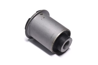 Сайлентблок важеля передня вісь Hyundai SantaFe 00- KIA Sorento 02- OLD CVKH-104 (вир-во CTR)