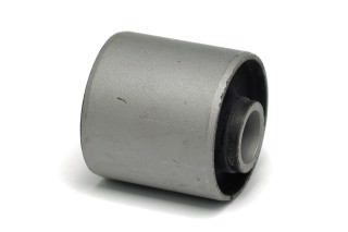 Сайлентблок важеля передня вісь Hyundai Lantra 95-00 OLD CVKH-125 (вир-во CTR)