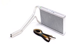 Радіатор обігрівача HYUNDAI SANTA FE (DM) (12-) (вир-во Nissens)