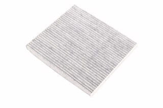 Фільтр салону вугільний HYUNDAI SANTA FE 12- (вир-во DENCKERMANN)