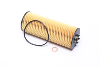 Фильтр масляный AUDI A6 2.5TDI V6 97- (пр-во UFI)