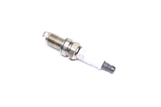 Свічка запалювання PLATINUM SUZUKI SPLASH, SWIFT IV 08- (вир-во CHAMPION)