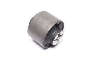 Втулка балки CITROEN JUMPY, FIAT SCUDO, PEUGEOT EXPERT 07 зад. міст (Вир-во MOOG)