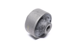 Сайлентблок важеля NISSAN JUKE, X-TRAIL, RENAULT KOLEOS 07 перед. міст низ (Вир-во MONROE)