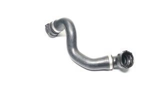 Вигнутий патрубок системи охолодження