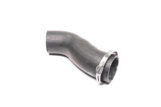Патрубок турбокомпресора