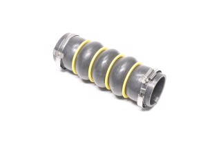 Патрубок турбокомпресора