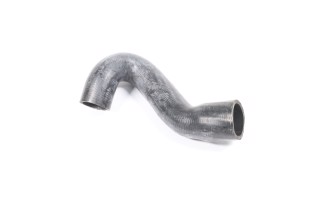 Вигнутий патрубок системи охолодження
