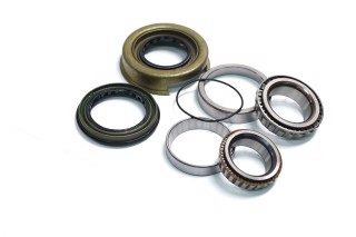 Підшипник маточини NISSAN NP300, JUKE 10- перед. міст (Вир-во SNR)