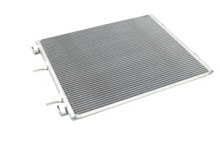 Конденсатор кондиціонера NISSAN, OPEL, RENAULT TRAFIC 06- (2,0DCI) (TEMPEST)