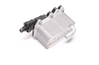 Радіатор масляний BMW X3 E83 (04-) X3 3.0sd (вир-во Nissens)