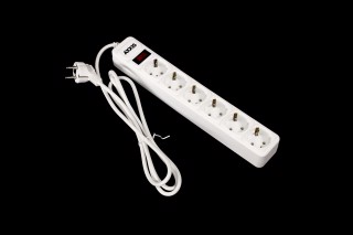 Сетевой фильтр, удлинитель Optima Base 6 1,8m WHITE провод 3*0,75мм2<AXXIS>