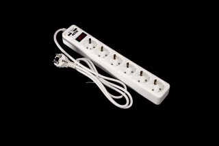 Мережевий фільтр-подовжувач з USB2 Optima Base 6 1,5m WHITE провід 3*0,75мм2<AXXIS>