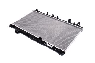 Радіатор охолодження HONDA ACCORD (2013) 3.5 IVTEC (вир-во Nissens)