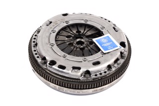 Зчеплення+маховик AUDI A3, SKODA OCTAVIA II, VW GOLF V, VI (вир-во SACHS)