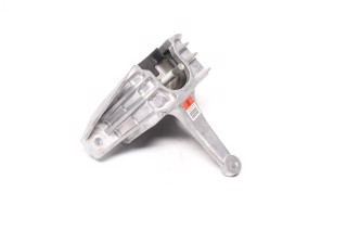 Опора двигателя