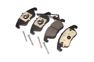 Колодка гальм. диск. AUDI A6 передн. (вир-во BREMBO)