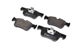 Колодка торм. диск. BMW 3(F30) 1.6 2.0 2011-, BMW 1 (F20) 2010- передн. (пр-во BREMBO)