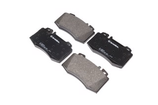 Колодка гальм. диск. MB C-CLASS (W203) передн. (вир-во BREMBO)
