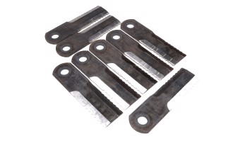 Нож измельчителя зубчатый JD S690 (к-т 8 шт) (KXE10152/HXE15871) (JD)