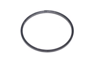 Кольцо пластмассовое КПП трактора JD8430/8530 (R204521)(JD)