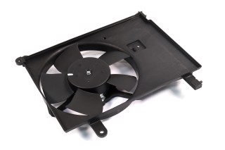 Електровентилятор охолодження радіатора DAEWOO LANOS у зборі з дифузором, з кондиціонером (DECARO)