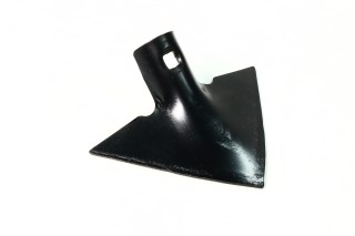 Лапа культиватора 150 мм. h = 4мм. 1 отвір для S-подібної стійки 32х10 (Bellota)