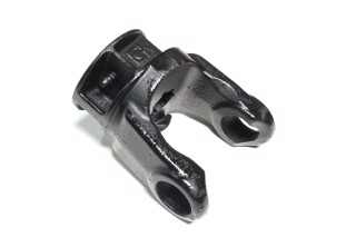 Вилка вала карданного с кнопкой S9 8x32x38 (крест. 34,9Х106,0) (Bondioli & Pavesi)