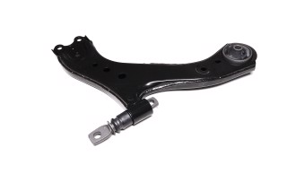 Важіль передній L Toyota Camry 70 17- Lexus ES 18- (вир-во CTR)