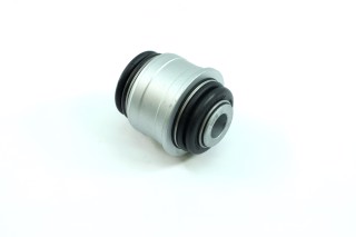 Сайлентблок рычага задняя ось GM Chevrolet Malibu 16- Opel Buick (пр-во CTR)