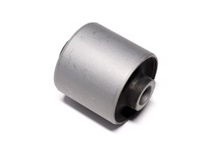 Сайлентблок важеля задня вісь KIA Sorento 06- (вир-во CTR)