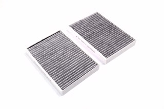 Фільтр салону вугільний BMW 5(G30/31/F90) 16-, X5 (G05/F95) 18- (2шт.) (вир-во DENCKERMANN)