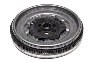 Маховик AUDI A3, SKODA KAROQ, OCTAVIA III, SUPERB III, VW GOLF VII, PASSAT B8, TIGUAN (вир-во LUK)