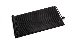 Конденсатор кондиціонера BMW 5 3.0D 04- (вир-во NRF)