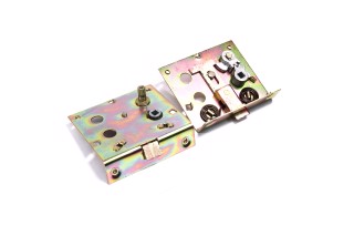 Замок дверей УАЗ (правий+лівий) старого зр. <ДК>