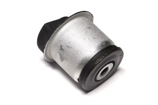 Втулка балки OPEL ASTRA H, MERIVA B, ZAFIRA B 04 зад. міст перед. (Вир-во SKF)