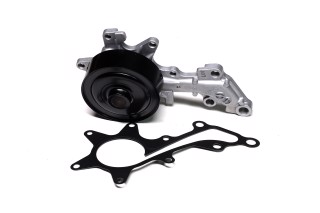 Насос водяний Toyota Corolla 12-19 Yaris Auris (вир-во Toyota)