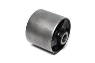 Сайлентблок важеля задня вісь D=70.2мм Mitsubishi Colt/Lancer 91-05 (вир-во CTR)