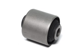 Сайлентблок важеля задня вісь Mitsubishi Galant 03-12 (вир-во CTR)