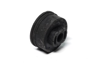 Подушка підрамника Mitsubishi Pajero 91-04 (вир-во CTR)