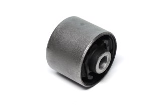 Сайлентблок рычага задняя ось Nissan Almera 06-13 (пр-во CTR)