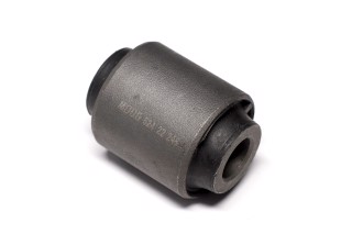 Сайлентблок важеля NISSAN QASHQAI, X-TRAIL, RENAULT KADJAR 07 зад. міст (Вир-во MOOG)