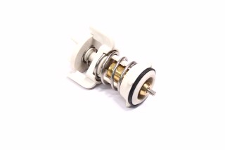 Термостат AUDI Q3; VW GOLF VII, PASSAT B8 (вир-во MEYLE)