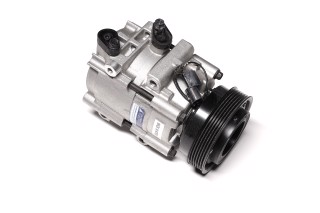 Компресор кондиціонера Hyundai Ix35/tucson 04-/Kia Sportage 07- (вир-во Van Wezel)