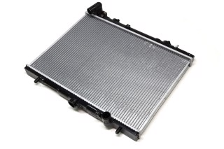 Радіатор охолодження двигуна MITSUBISHI L200 (1997) 2.5 TDIC (Ava)