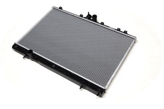 Радіатор охолодження двигуна MITSUBISHI OUTLANDER (2002) 2.4 HDD MIVEC (Ava)