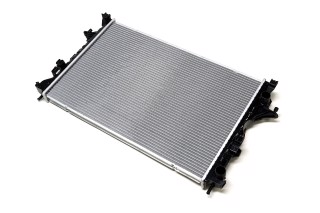 Радіатор охолодження двигуна RENAULT LAGUNA II (Ava)