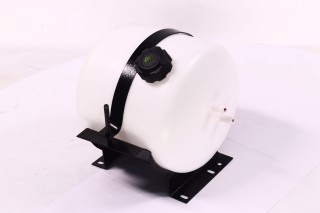 Бачок розширювальний КАМАЗ у зборі (пластик, пробка і кронштейн)